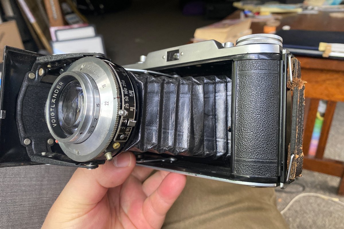 Meet the Voigtlander Bessa I