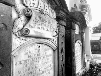 Photoblog: Metarie Cemetery in New Orleans